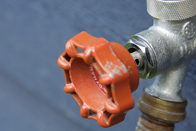 Les outils nécessaires pour réparer un robinet qui fuit